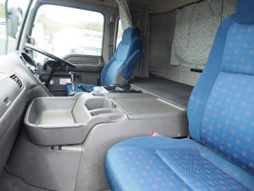 いすゞ ギガ ウイング車 大型 QKG-CYJ77A 年式 H26 [写真31]