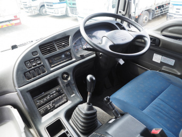 いすゞ ギガ ウイング車 大型 QKG-CYJ77A 年式 H26 [写真29]