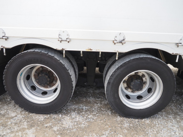 いすゞ ギガ 平ボディ 大型 QKG-CYJ77B 年式 H28 [写真53]