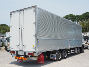 いすゞ ギガ ウイング車 大型 QKG-CYJ77A 年式 H26 [写真05]