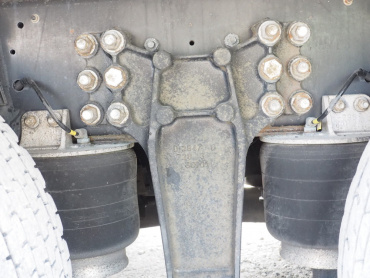 いすゞ ギガ ウイング車 大型 QKG-CYJ77A 年式 H26 [写真44]