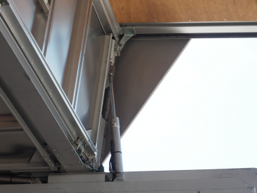 いすゞ ギガ ウイング車 大型 QKG-CYJ77A 年式 H25 [写真16]