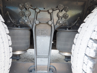 いすゞ ギガ ウイング車 大型 QKG-CYJ77A 年式 H25 [写真47]