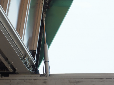 いすゞ ギガ ウイング車 大型 QPG-CYJ77B 年式 H28 [写真12]