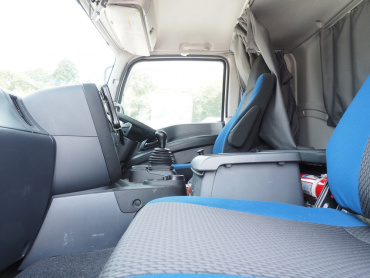 いすゞ ギガ ウイング車 大型 QPG-CYJ77B 年式 H28 [写真45]