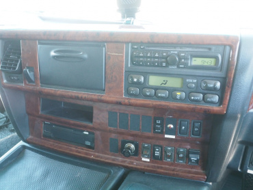 日野 グランドプロフィア ウイング車 大型 QKG-FW1EXBG 年式 H24 [写真44]