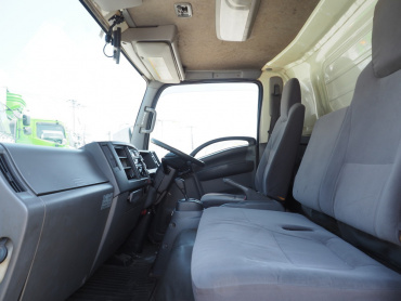 いすゞ エルフ 冷凍バン 小型 TKG-NPR85AN 年式 H26 [写真31]