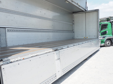 三菱ふそう スーパーグレート ウイング車 大型 QKG-FS54VZ 年式 H24 [写真21]