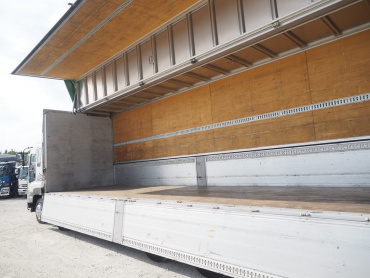 いすゞ ギガ ウイング車 大型 QKG-CYJ77A 年式 H26 [写真18]