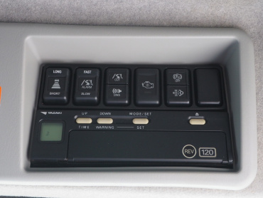 いすゞ ギガ ウイング車 大型 QKG-CYJ77A 年式 H26 [写真33]