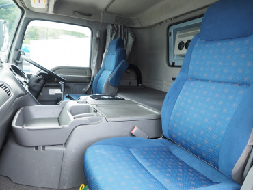 いすゞ ギガ ウイング車 大型 QKG-CYJ77A 年式 H26 [写真37]