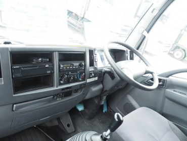 いすゞ フォワード ウイング車 中型 TKG-FRR90T2 年式 H26 [写真28]