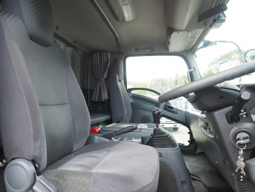 いすゞ フォワード ウイング車 中型 TKG-FRR90T2 年式 H26 [写真43]