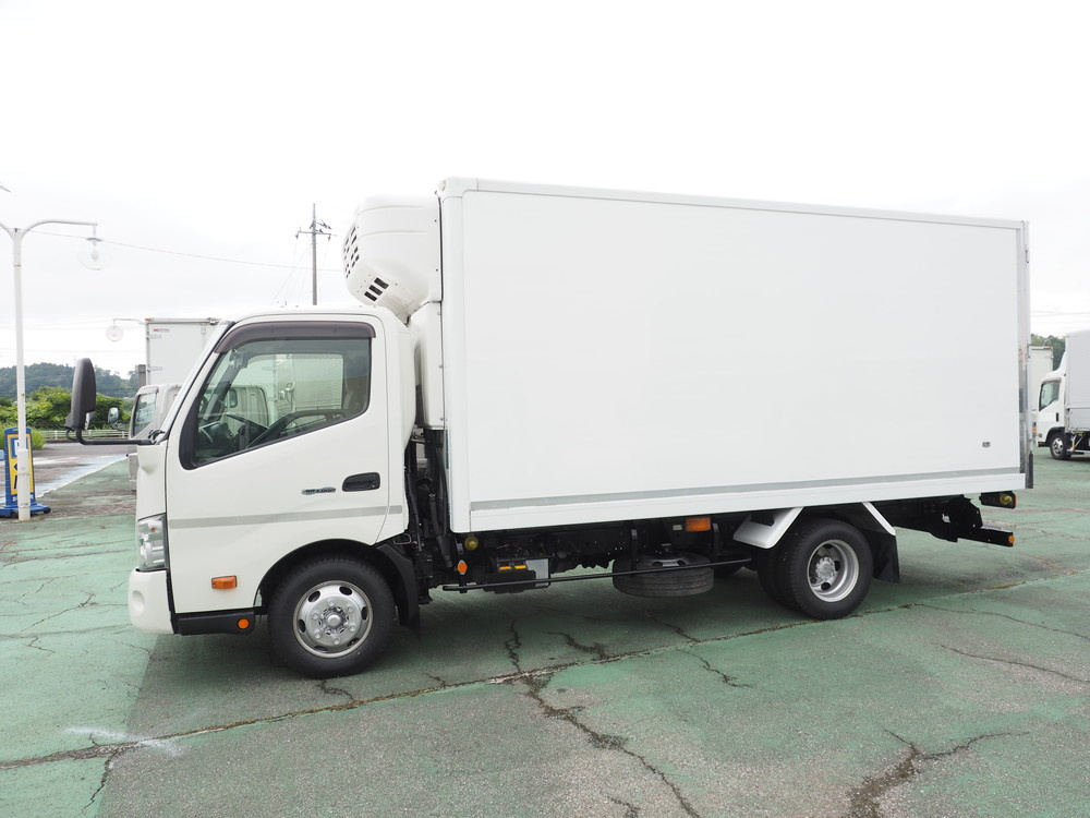 日野 デュトロ 冷凍バン 小型 TKG-XZU710M 年式 H27[写真13]