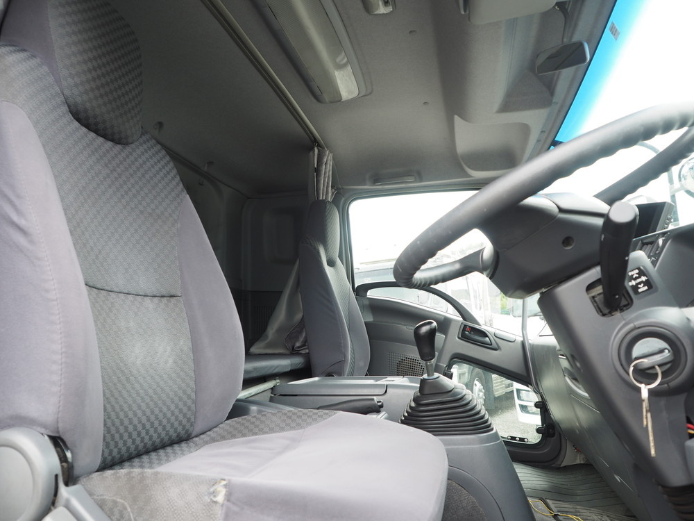 いすゞ フォワード ウイング車 中型 PKG-FRR90S2 年式 H22[写真42]