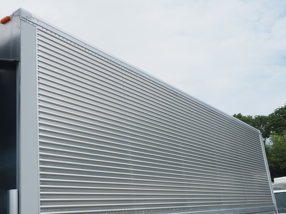 いすゞ フォワード ウイング車 中型 PKG-FRR90S2 年式 H22[写真17]