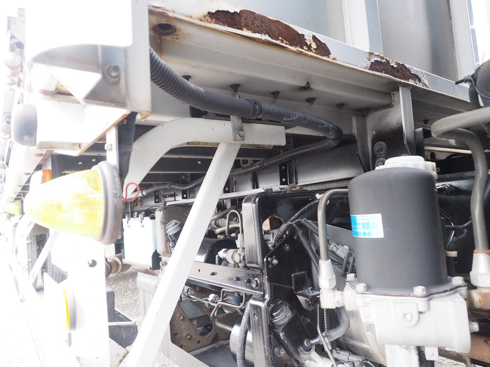 いすゞ フォワード ウイング車 中型 PKG-FRR90S2 年式 H22[写真57]