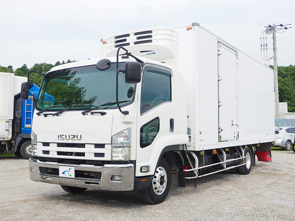 いすゞ フォワード 冷凍バン 中型 PDG-FRR34T2 年式 H22[写真01]