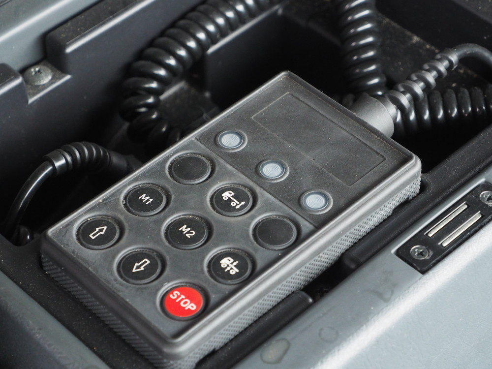 三菱ふそう スーパーグレート ウイング車 大型 QPG-FS64VZ 年式 H27[写真42]