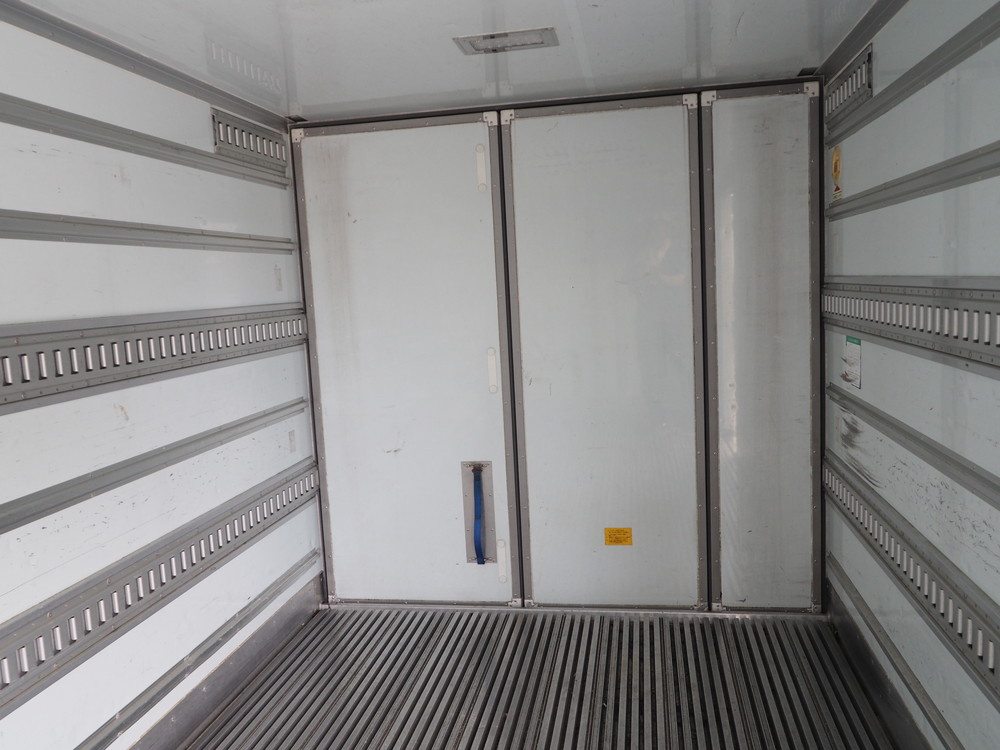 いすゞ エルフ 冷凍バン 小型 TKG-NPR85AN 年式 H25[写真25]