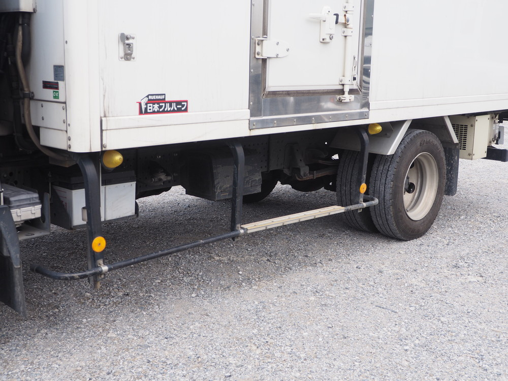 いすゞ エルフ 冷凍バン 小型 TKG-NPR85AN 年式 H25[写真15]