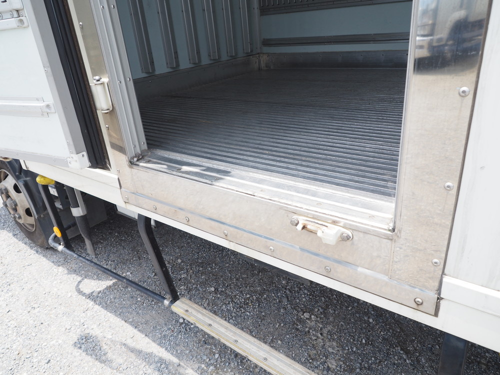 いすゞ エルフ 冷凍バン 小型 TKG-NPR85AN 年式 H25[写真19]