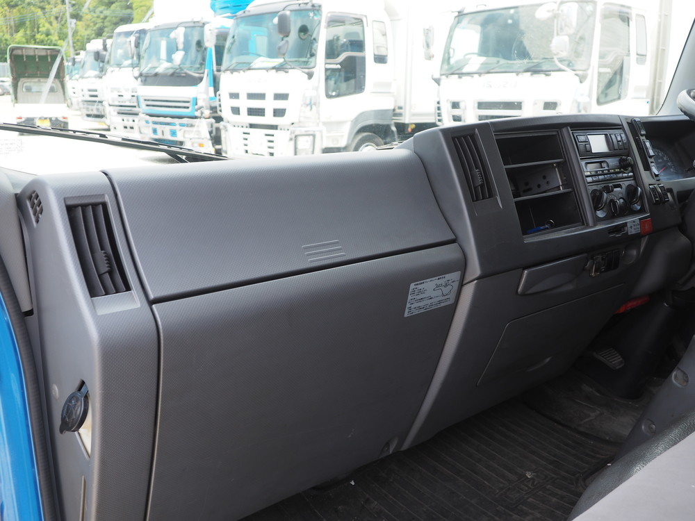 いすゞ エルフ 冷凍バン 小型 TKG-NPR85AN 年式 H25[写真43]
