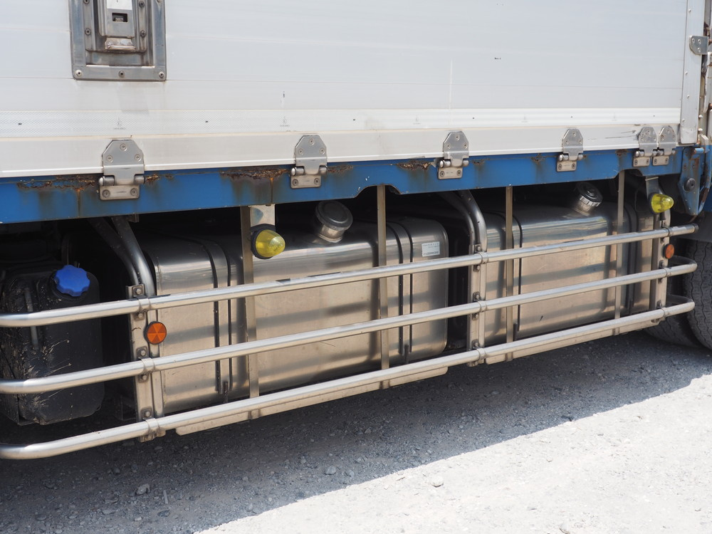 日野 グランドプロフィア ウイング車 大型 LKG-FW1EZBJ 年式 H23[写真16]