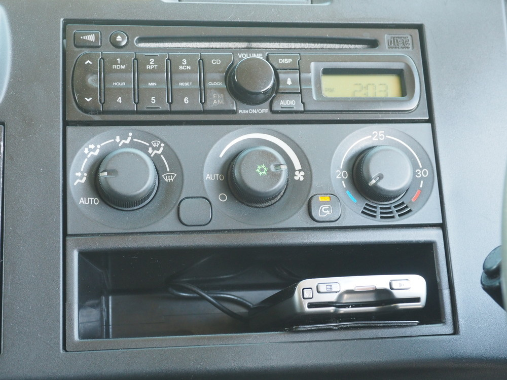 三菱ふそう スーパーグレート ウイング車 大型 LKG-FS55VZ 年式 H24[写真41]