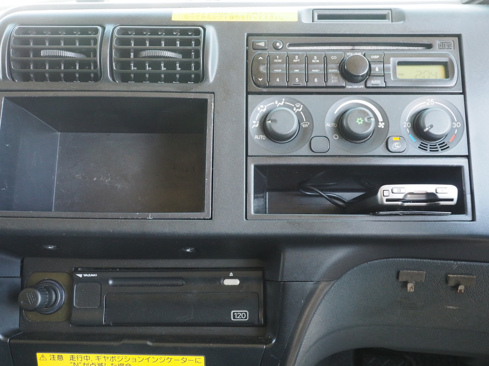 三菱ふそう スーパーグレート ウイング車 大型 LKG-FS55VZ 年式 H24[写真40]