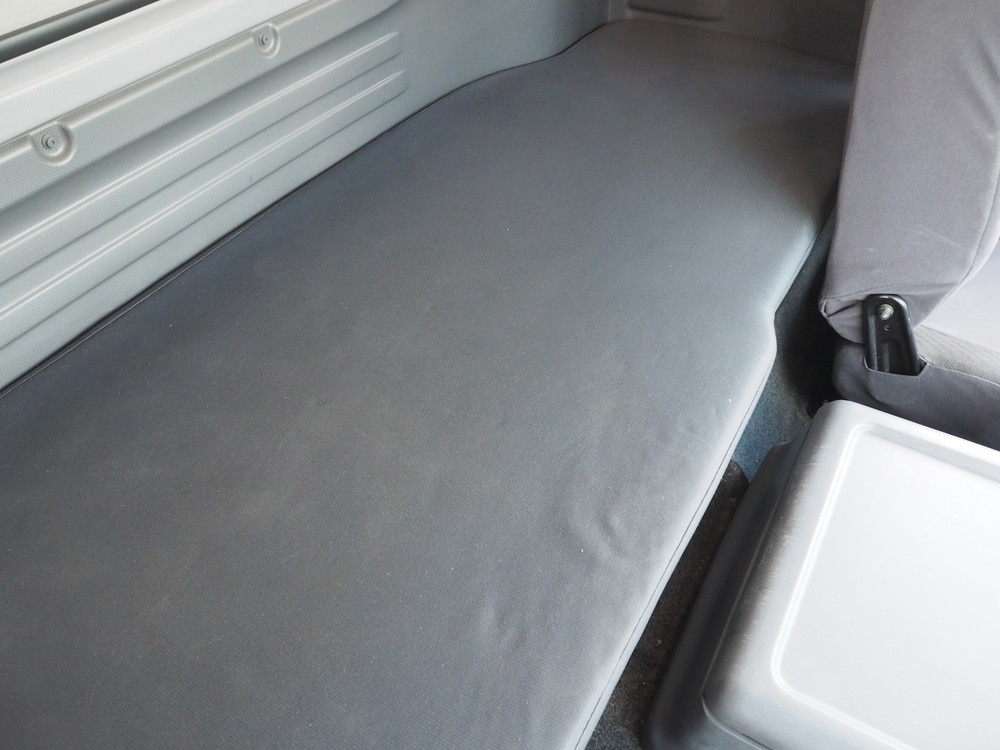 いすゞ フォワード ウイング車 中型 TKG-FRR90T2 年式 H25[写真41]