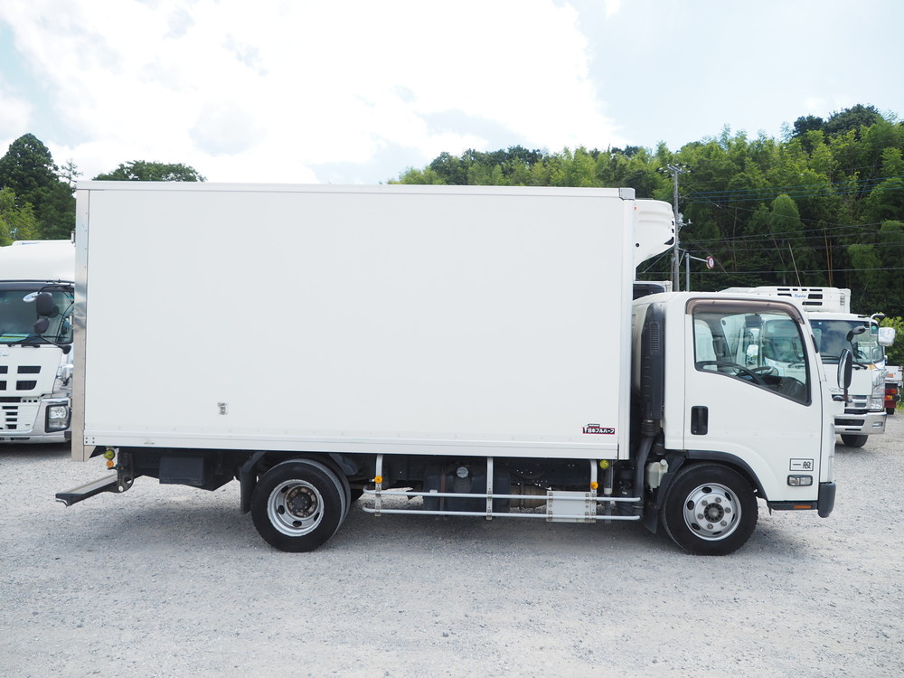 いすゞ エルフ 冷凍バン 小型 TKG-NPR85AN 年式 H26[写真09]