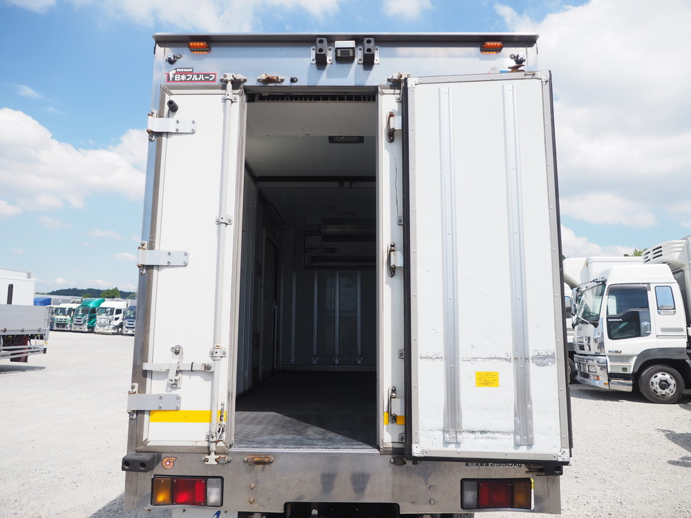 いすゞ エルフ 冷凍バン 小型 TKG-NPR85AN 年式 H26[写真16]