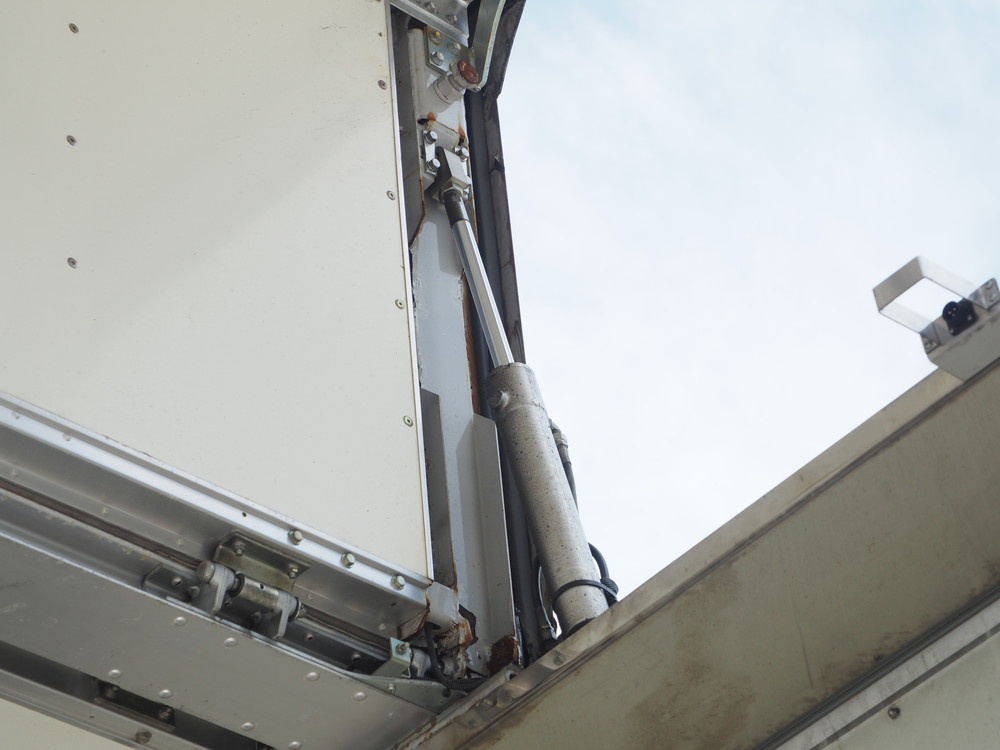 日野 グランドプロフィア ウイング車 大型 BKG-FW1EXYG 年式 H20[写真22]