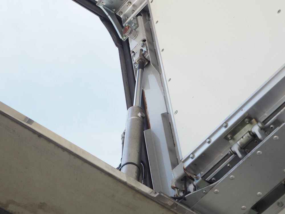 日野 グランドプロフィア ウイング車 大型 BKG-FW1EXYG 年式 H20[写真17]