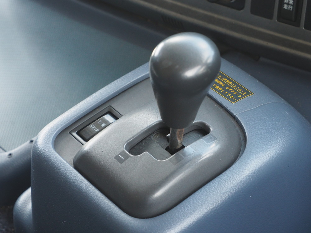 日野 グランドプロフィア ウイング車 大型 BKG-FW1EXYG 年式 H20[写真41]