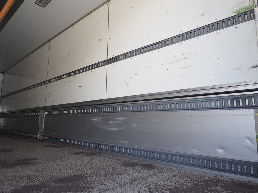 三菱ふそう スーパーグレート ウイング車 大型 LKG-FS54VZ 年式 H24[写真36]