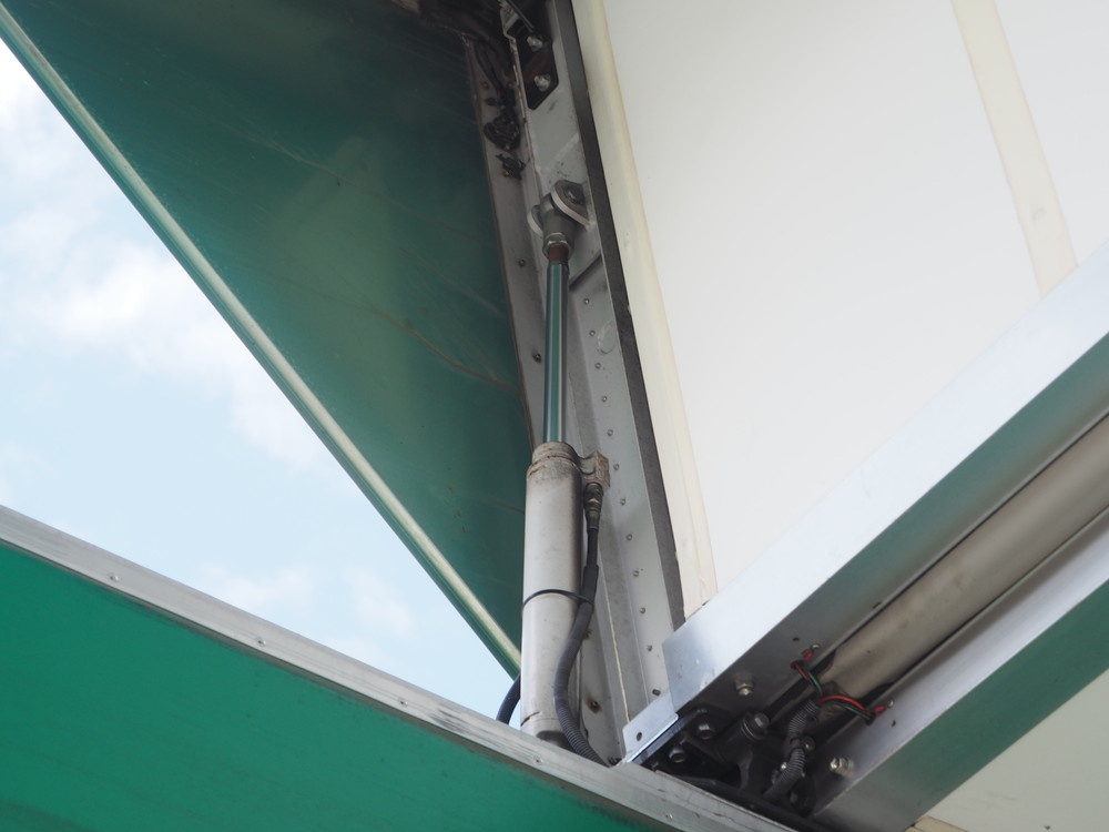 日野 グランドプロフィア ウイング車 大型 BKG-FW1EXYG 年式 H22[写真22]