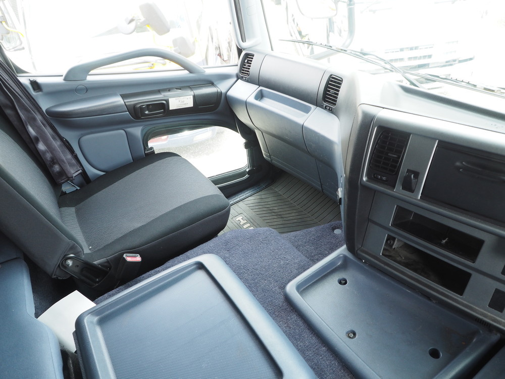 日野 グランドプロフィア ウイング車 大型 BKG-FW1EXYG 年式 H22[写真47]