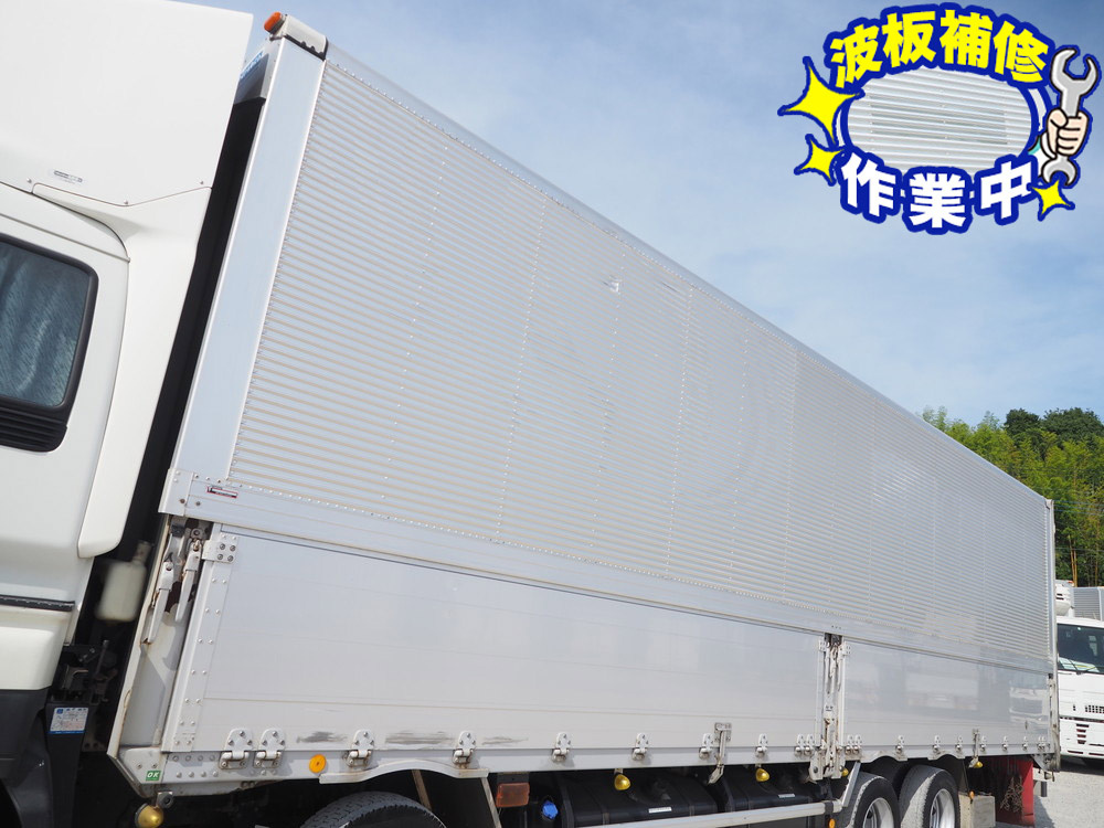 いすゞ ギガ ウイング車 大型 QKG-CYJ77A 年式 H26[写真13]