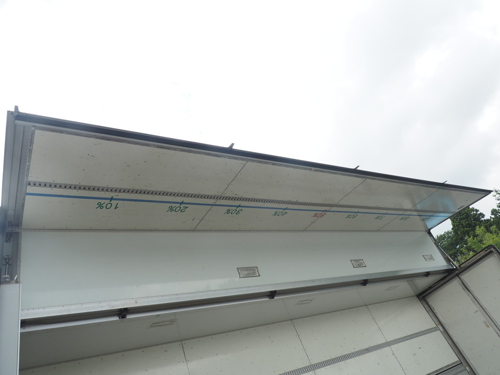 日野 グランドプロフィア ウイング車 大型 LKG-FW1EXBG 年式 H23[写真24]