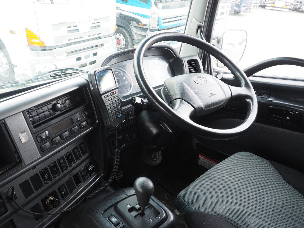 日野 グランドプロフィア ウイング車 大型 LKG-FW1EXBG 年式 H23[写真36]