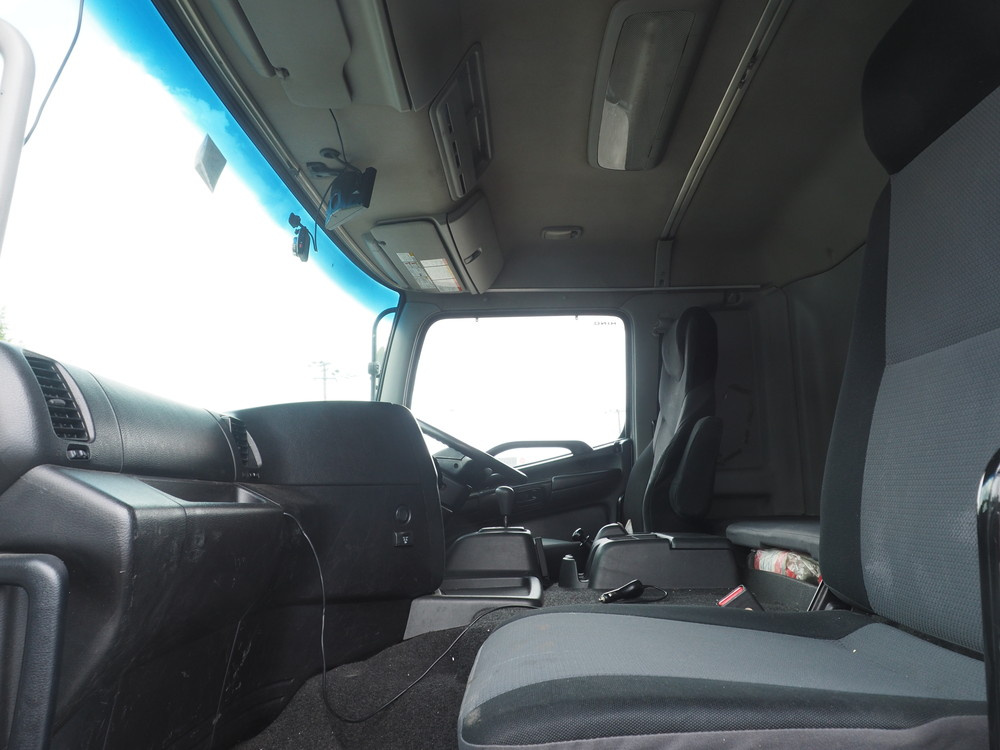 日野 グランドプロフィア ウイング車 大型 LKG-FW1EXBG 年式 H23[写真45]