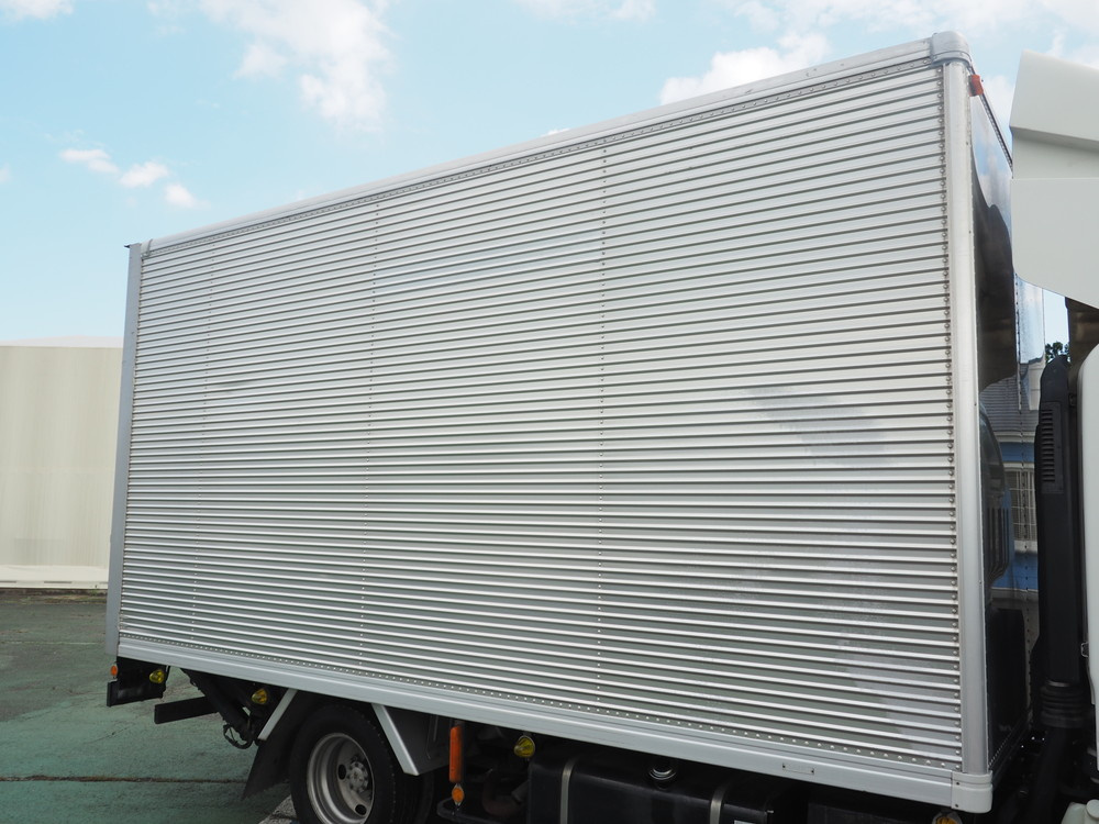 いすゞ エルフ バン車 小型 BKG-NPR85AN 年式 H19[写真09]