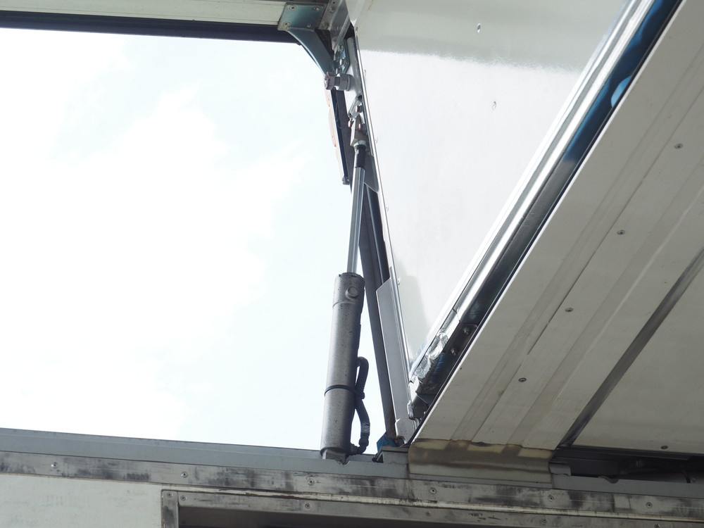 日野 グランドプロフィア 冷凍ウイング 大型 QKG-FW1EXBJ 年式 H25[写真20]