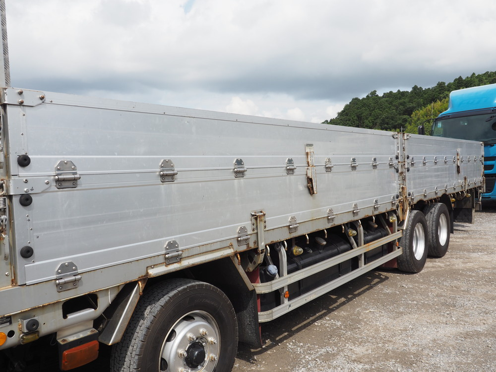 いすゞ ギガ 平ボディ 大型 LKG-CYJ77A 年式 H23[写真15]