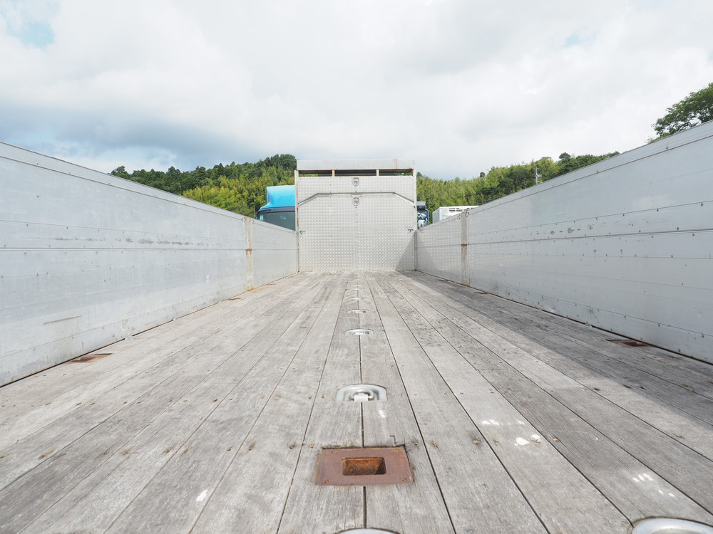 いすゞ ギガ 平ボディ 大型 LKG-CYJ77A 年式 H23[写真23]