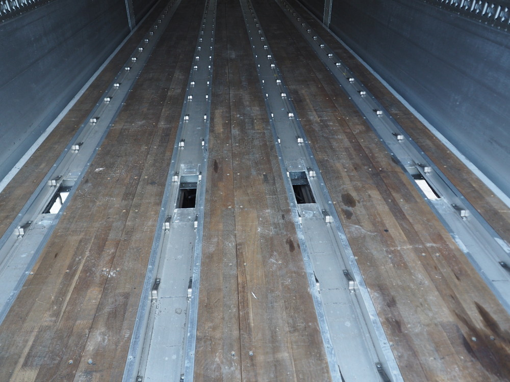 三菱ふそう スーパーグレート ウイング車 大型 QPG-FS64VZ 年式 H27[写真28]