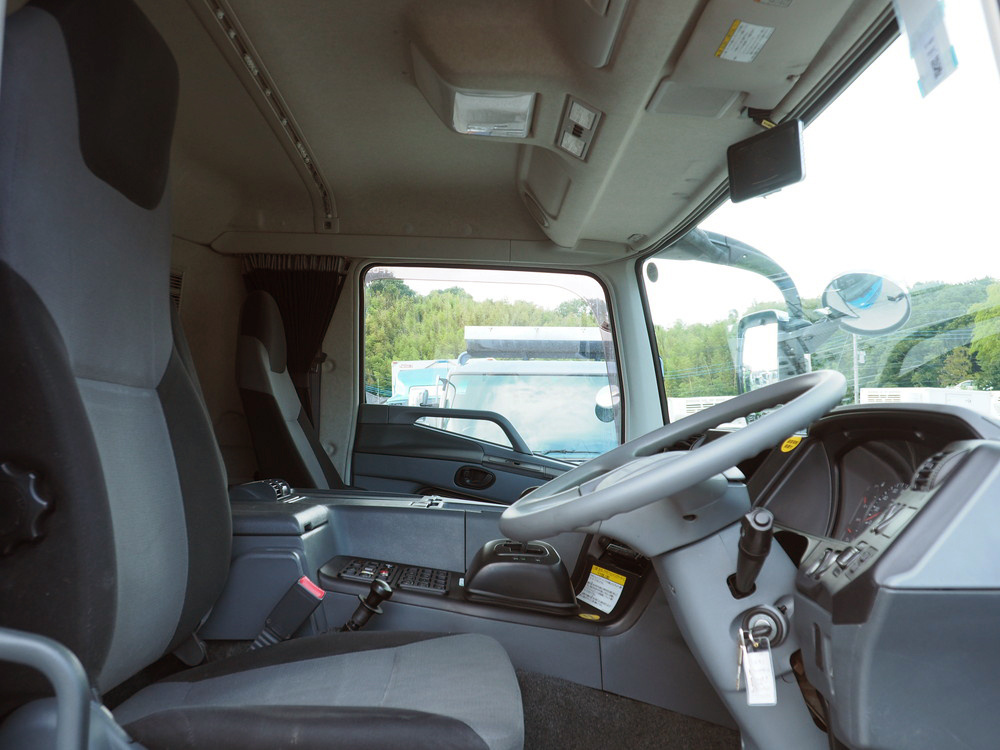 三菱ふそう スーパーグレート ウイング車 大型 QPG-FS64VZ 年式 H27[写真35]