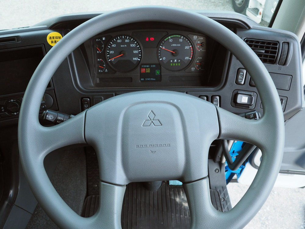 三菱ふそう スーパーグレート ウイング車 大型 QPG-FS64VZ 年式 H27[写真37]